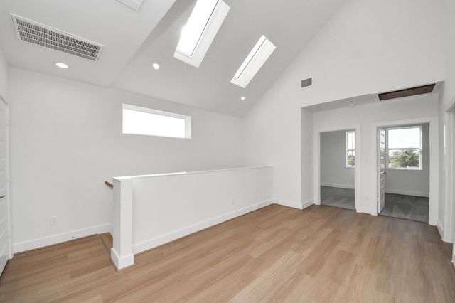 2216 Via Cami, Houston, TX 77051