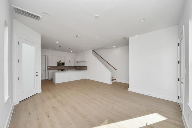 2216 Via Cami, Houston, TX 77051