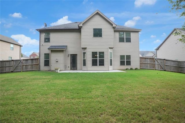 559 Madison Park Drive, Grayson, GA 30017