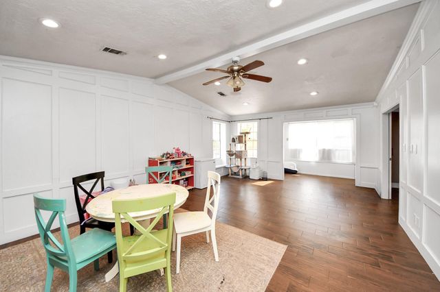 25418 Glen Loch Drive, Spring, TX 77380