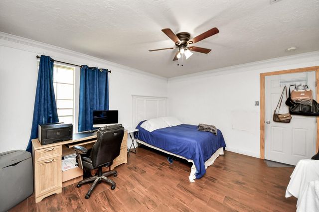 25418 Glen Loch Drive, Spring, TX 77380