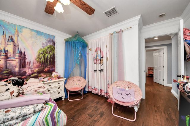 25418 Glen Loch Drive, Spring, TX 77380