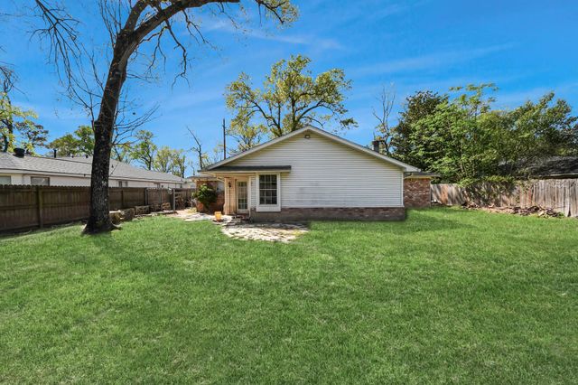 25418 Glen Loch Drive, Spring, TX 77380