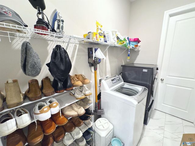 216 Saint Louis Street, Madison, AL 35758