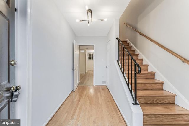 1947 KIRBY RD, Mclean, VA 22101
