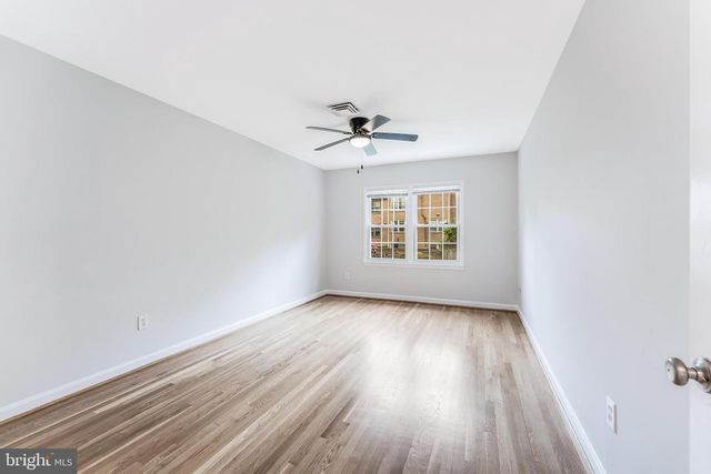 1947 KIRBY RD, Mclean, VA 22101