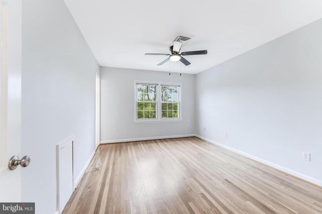 1947 KIRBY RD, Mclean, VA 22101