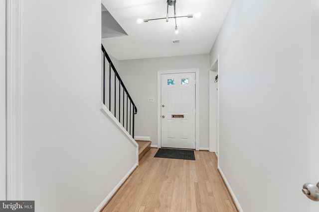 1947 KIRBY RD, Mclean, VA 22101