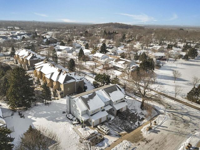 4801 Kim Lane, Madison, WI 53704