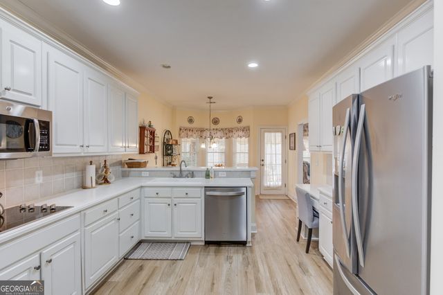 209 Chad Lane, Loganville, GA 30052