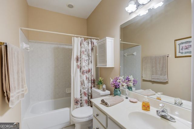 209 Chad Lane, Loganville, GA 30052