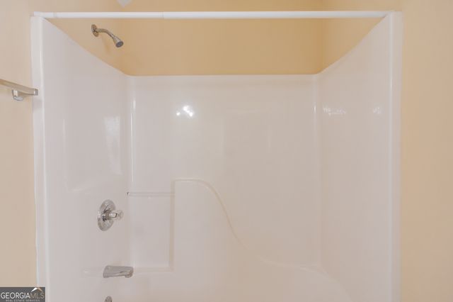 209 Chad Lane, Loganville, GA 30052