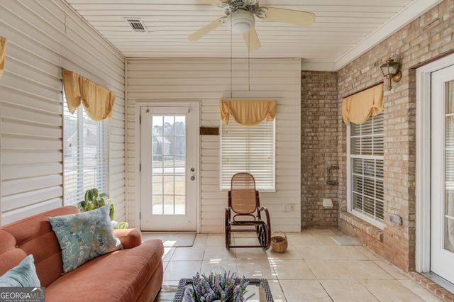 209 Chad Lane, Loganville, GA 30052