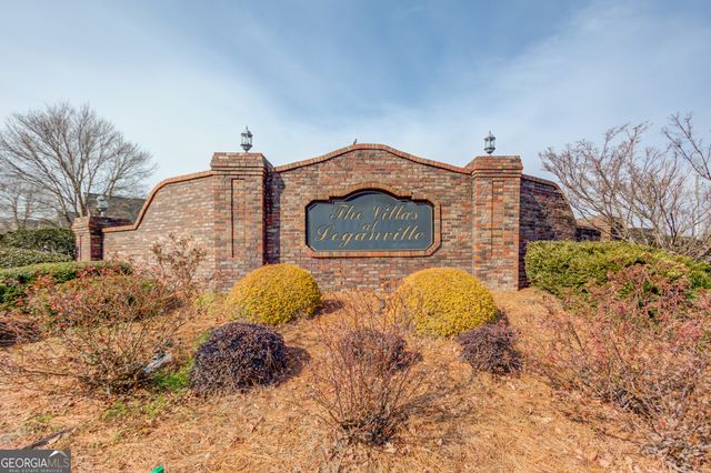 209 Chad Lane, Loganville, GA 30052