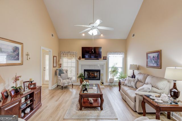 209 Chad Lane, Loganville, GA 30052