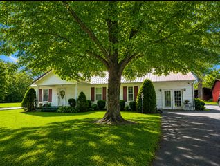 2780 Jacobs Pillar Rd, Smithville, TN 37166