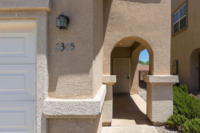 2305 Academic Place SE, Albuquerque, NM 87106