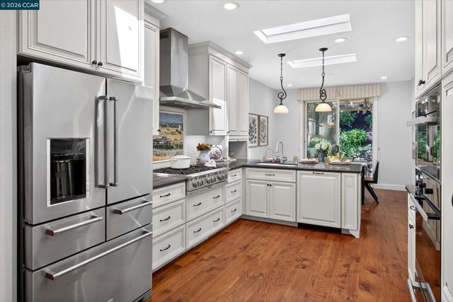 30 Bormio Ct, Danville, CA 94526