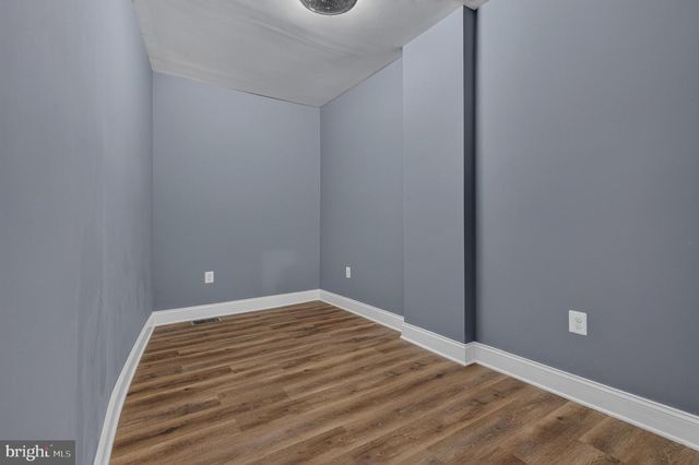 10 N BENTALOU ST, Baltimore, MD 21223