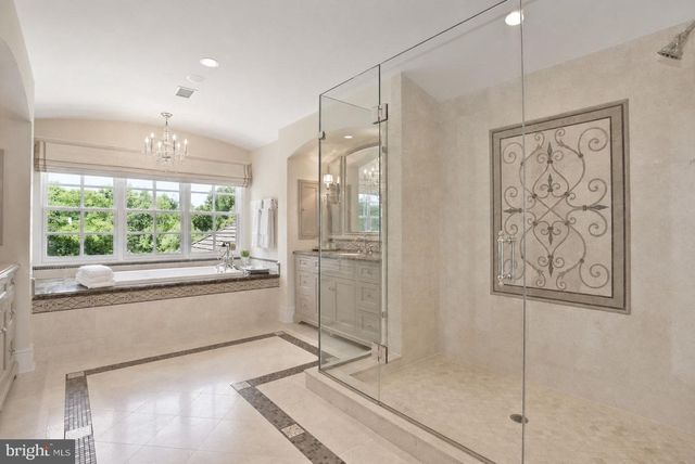 9698 MILL RIDGE LN, Great Falls, VA 22066