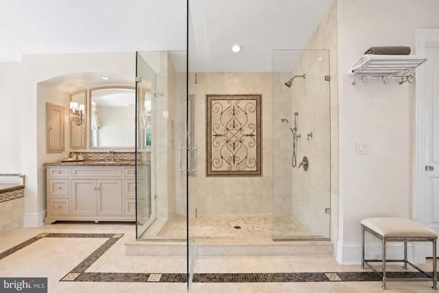 9698 MILL RIDGE LN, Great Falls, VA 22066