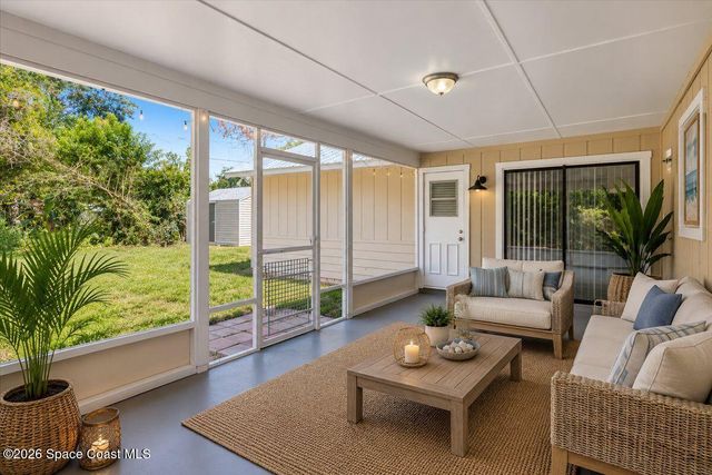 145 21st Avenue, Vero Beach, FL 32962