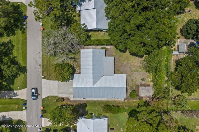 145 21st Avenue, Vero Beach, FL 32962