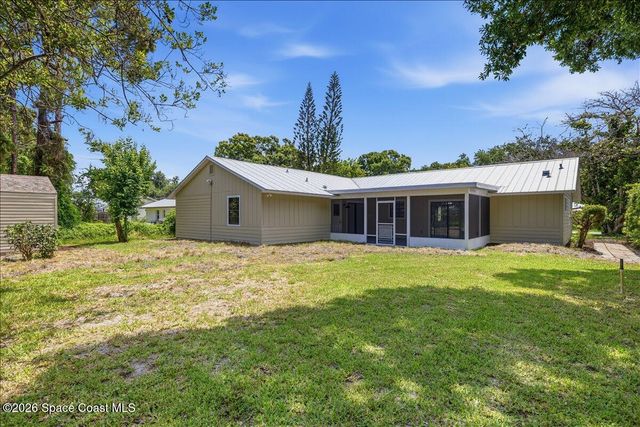 145 21st Avenue, Vero Beach, FL 32962