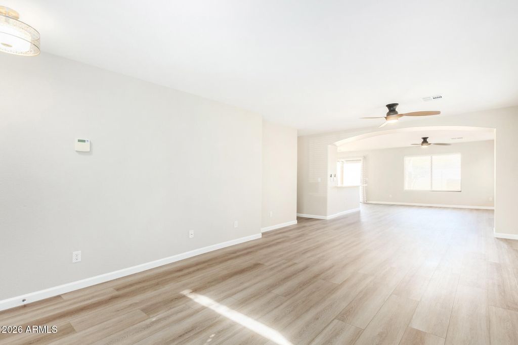 15938 W POST Drive, Surprise, AZ 85374 — photo 2