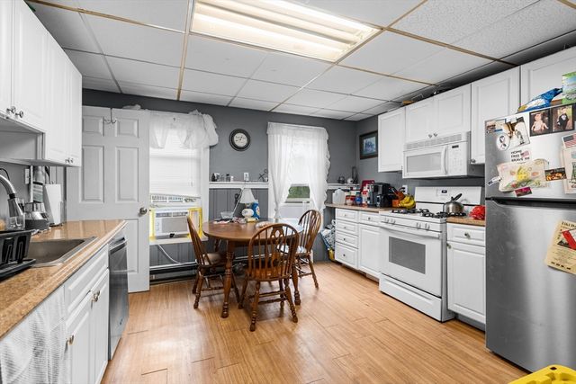 22 Webster Street, Middleboro, MA 02346