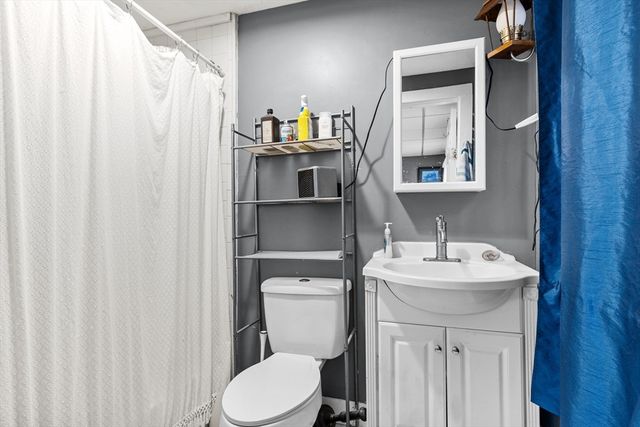 22 Webster Street, Middleboro, MA 02346
