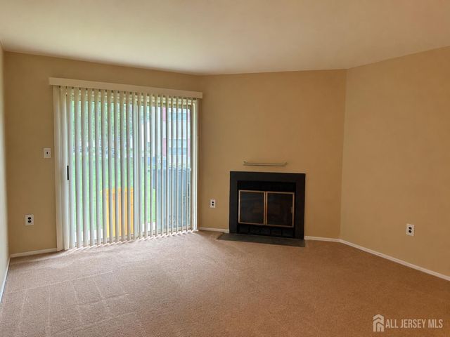 109 applegate Lane, East Brunswick, NJ 08816