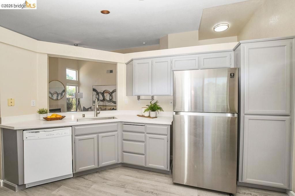 Image 13 of property listing at 3803 Pato Ln, Oakley, CA 94561