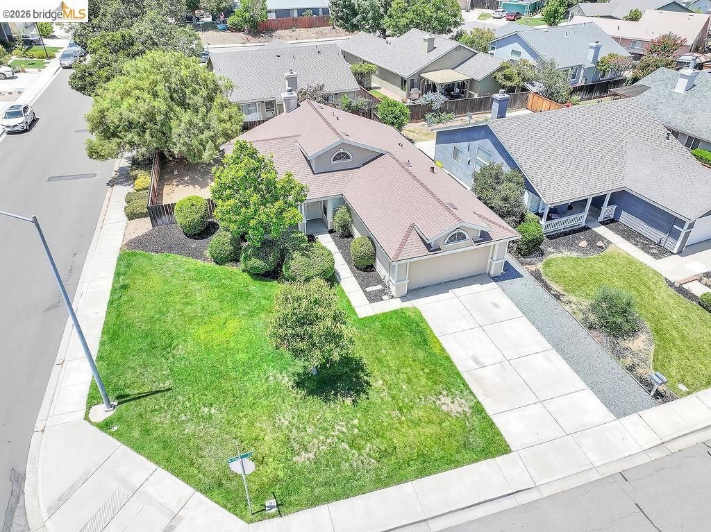 Image 30 of property listing at 3803 Pato Ln, Oakley, CA 94561