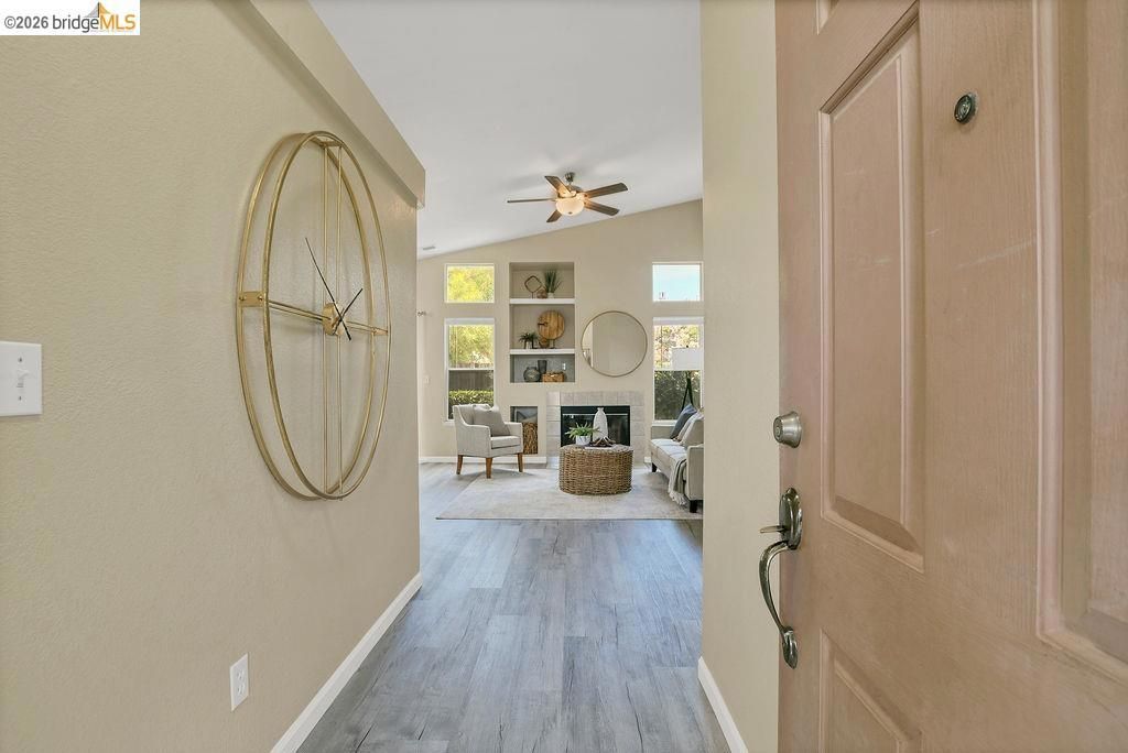 Image 4 of property listing at 3803 Pato Ln, Oakley, CA 94561