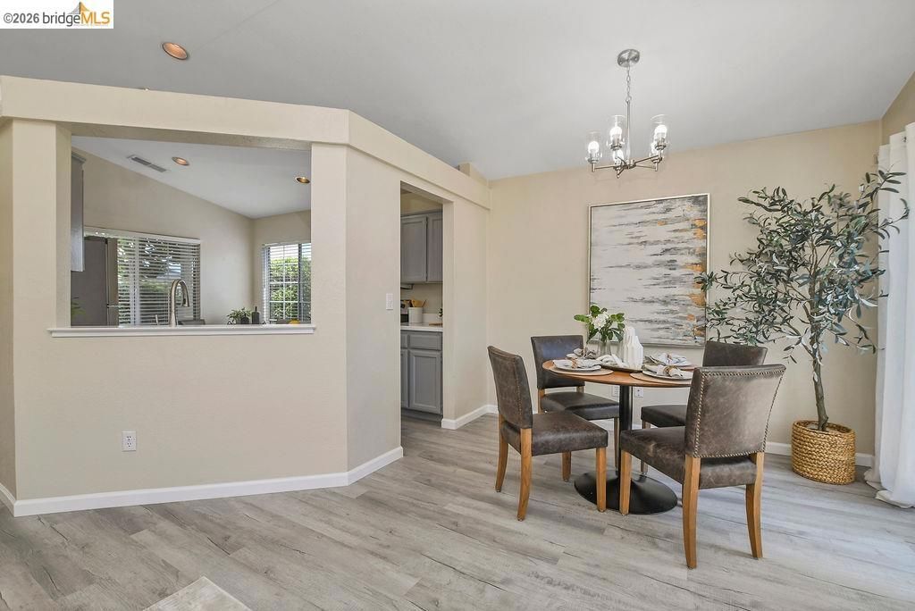 Image 8 of property listing at 3803 Pato Ln, Oakley, CA 94561