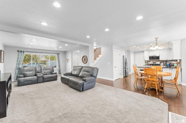 1013 N MAIN ST, Orem, UT 84057