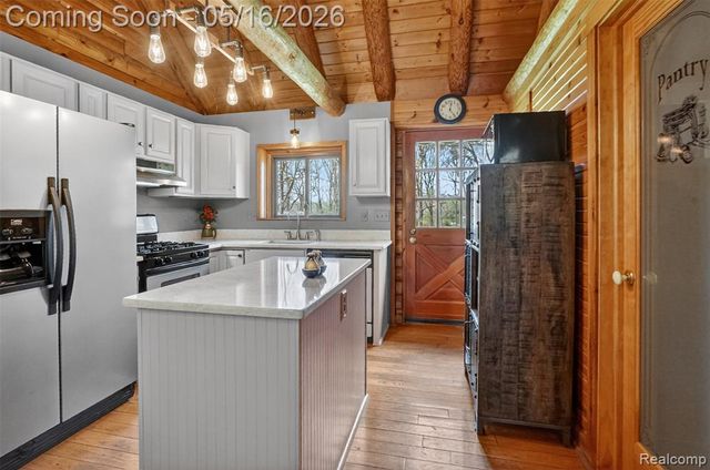 2997 Brighton Road, Howell, MI 48843