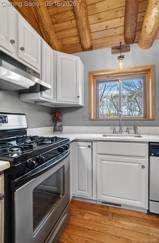 2997 Brighton Road, Howell, MI 48843