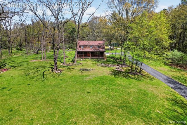 2997 Brighton Road, Howell, MI 48843