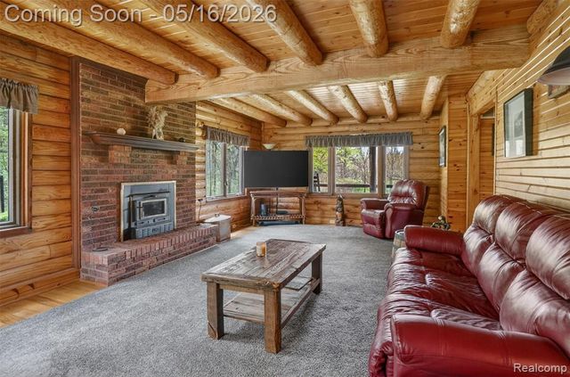 2997 Brighton Road, Howell, MI 48843