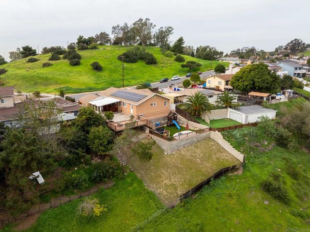 555 S 65th St, San Diego, CA 92114