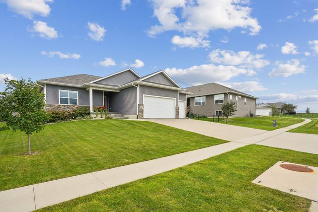 2026 Reese Road, Cedar Falls, IA 50613