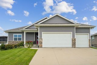 2026 Reese Road, Cedar Falls, IA 50613