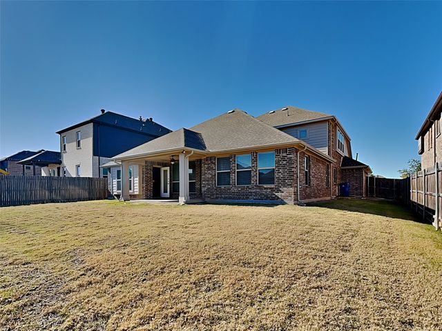 1204 Sagewood Drive, Justin, TX 76247