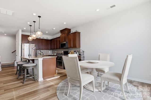 11110 Chalkbark Lane, Charlotte, NC 28262
