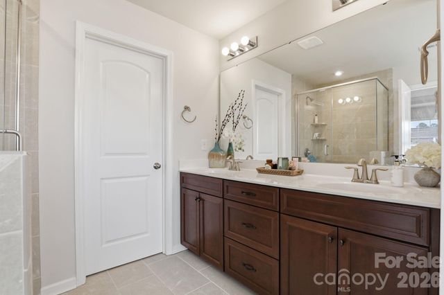 11110 Chalkbark Lane, Charlotte, NC 28262