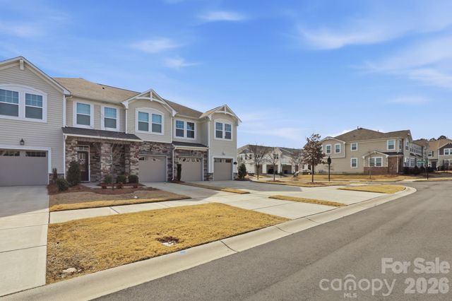 11110 Chalkbark Lane, Charlotte, NC 28262