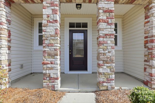 11110 Chalkbark Lane, Charlotte, NC 28262