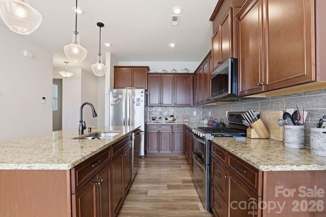 11110 Chalkbark Lane, Charlotte, NC 28262